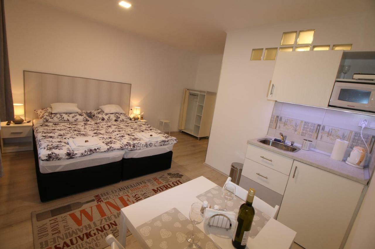 Szent Ivan Apartman Эгер Экстерьер фото