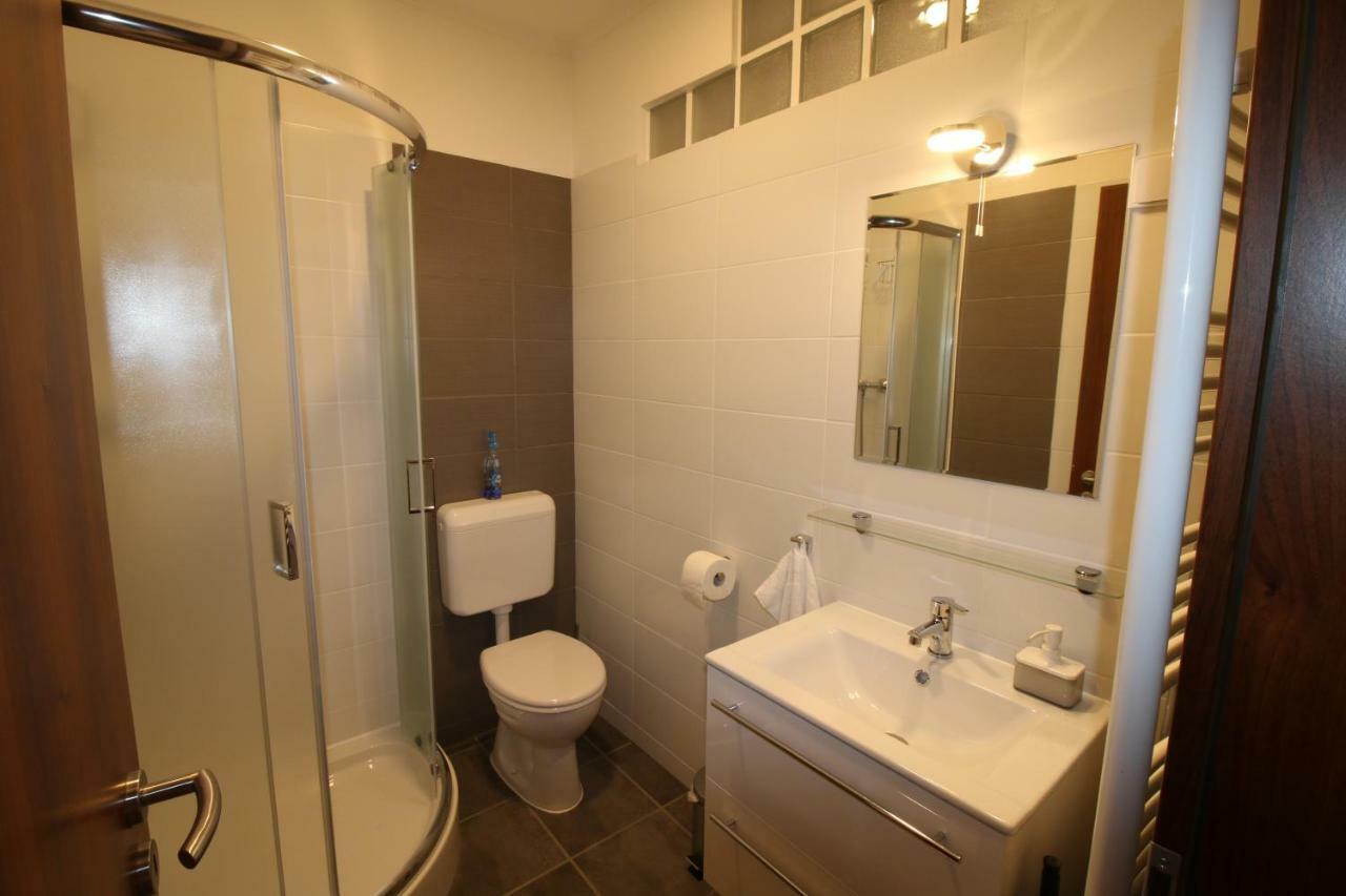 Szent Ivan Apartman Эгер Экстерьер фото