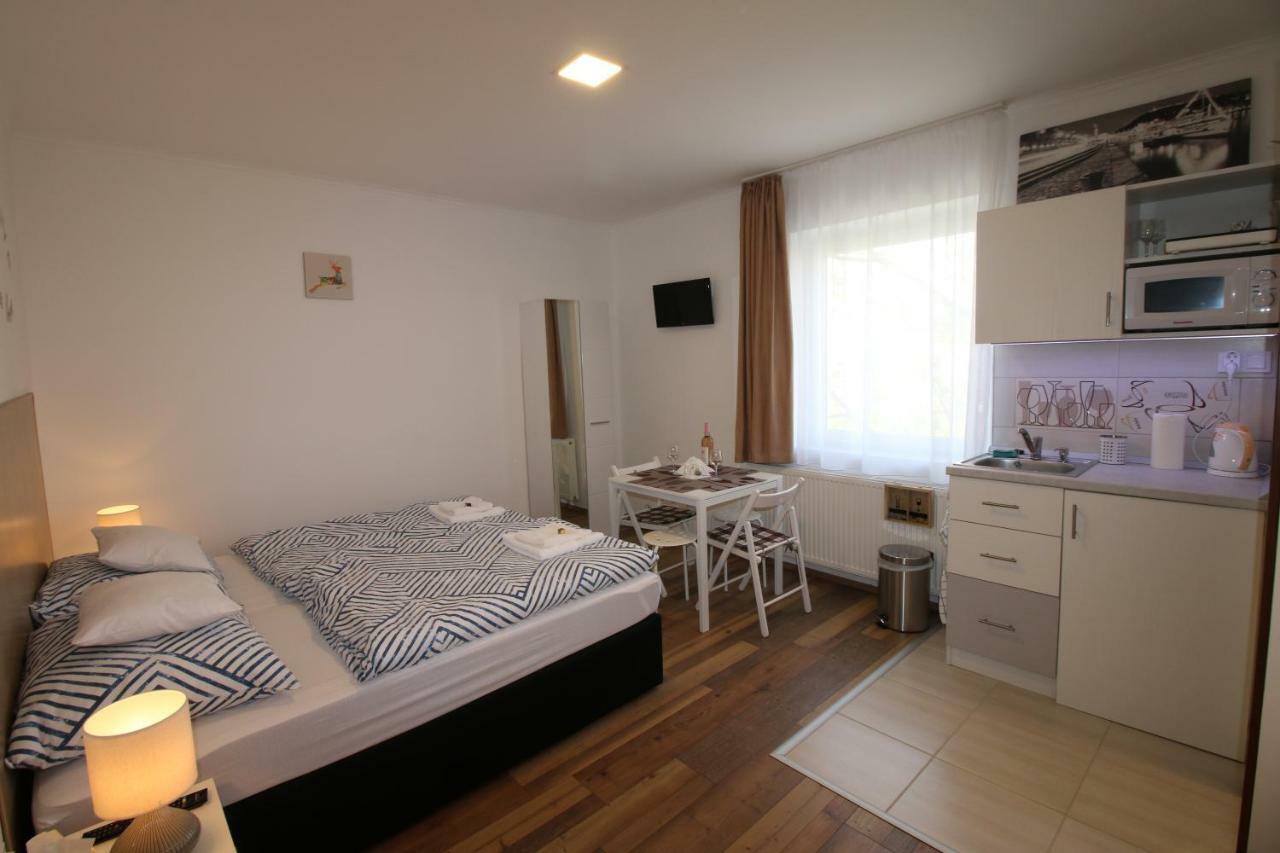 Szent Ivan Apartman Эгер Экстерьер фото